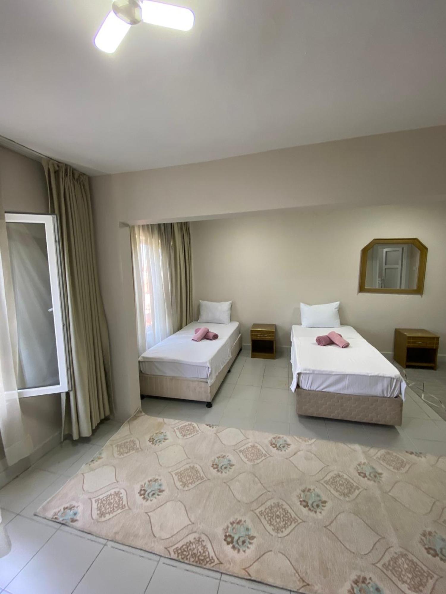 Ceylan Hotel Istanbul Bagian luar foto